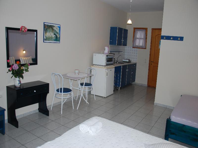 Kavos Psarou & Apartment